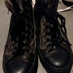 All black chuck Taylor converse